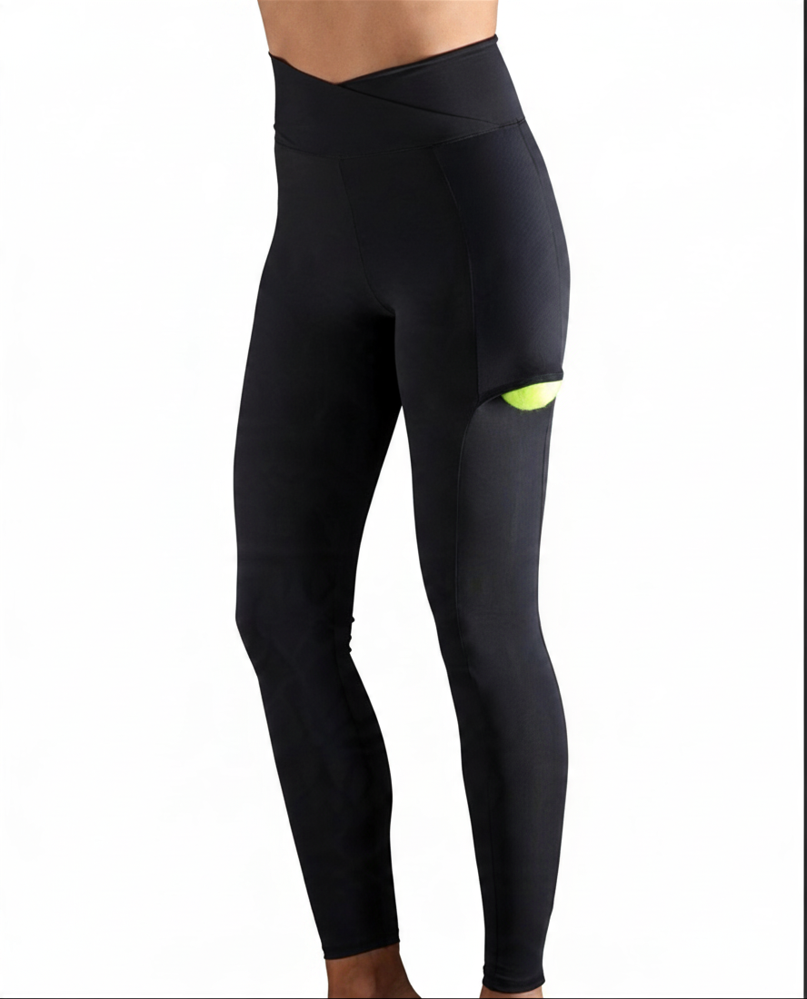 Leggings deportivos Endless MX negros con cintura cruzada y bolsillo lateral para pelota de pádel o tenis.
