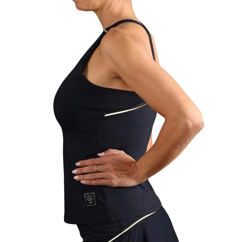 Top deportivo Endless MX negro con detalles dorados, tejido elástico de nylon reciclado y diseño elegante para pádel.