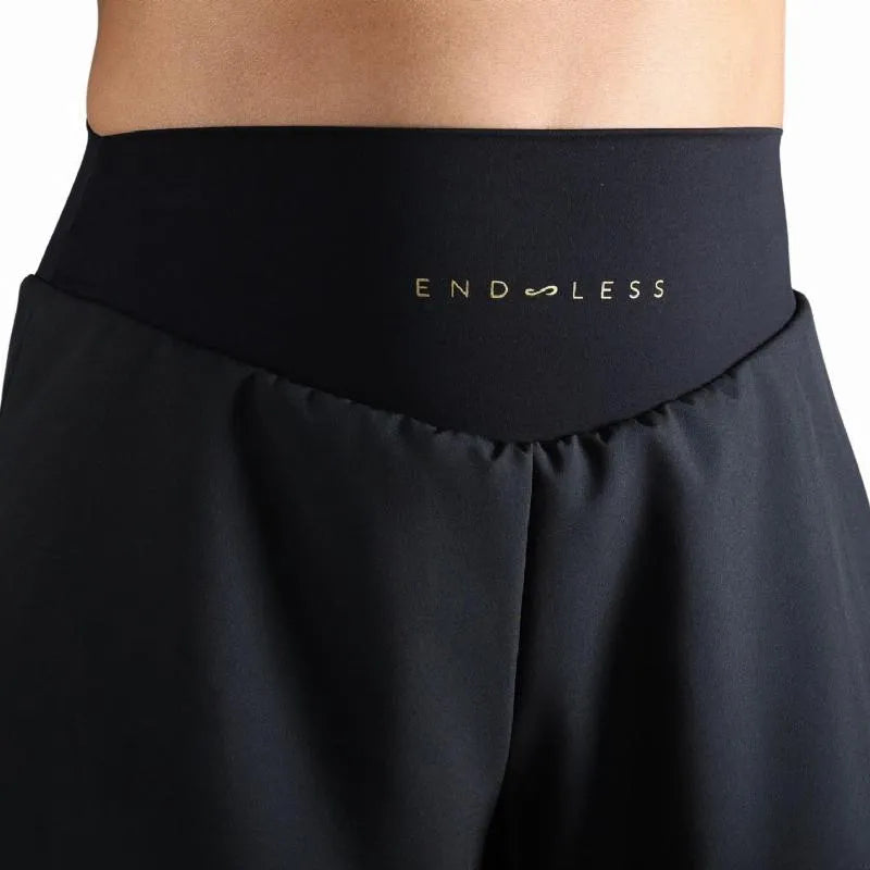 SHORT COURT BLACK